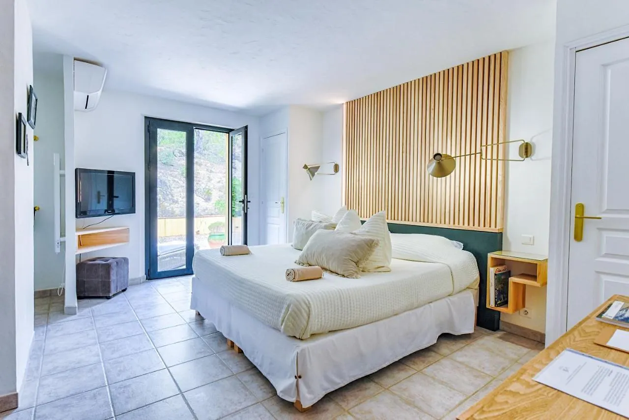 Bed and Breakfast La Bergerie Le Plan-de-la-Tour 0*,