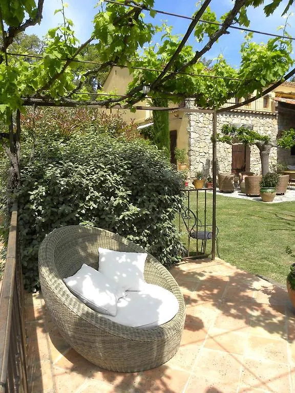 Bed and Breakfast La Bergerie à Le Plan-de-la-Tour 0*,